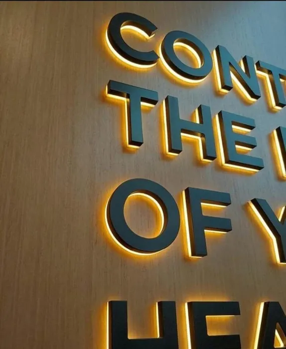 Bonjour,
Diplômé en Art et Industrie Graphique depuis 2019.